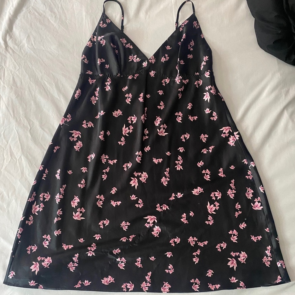 Victoria's Secret Black/Pink Flowered Nightgown